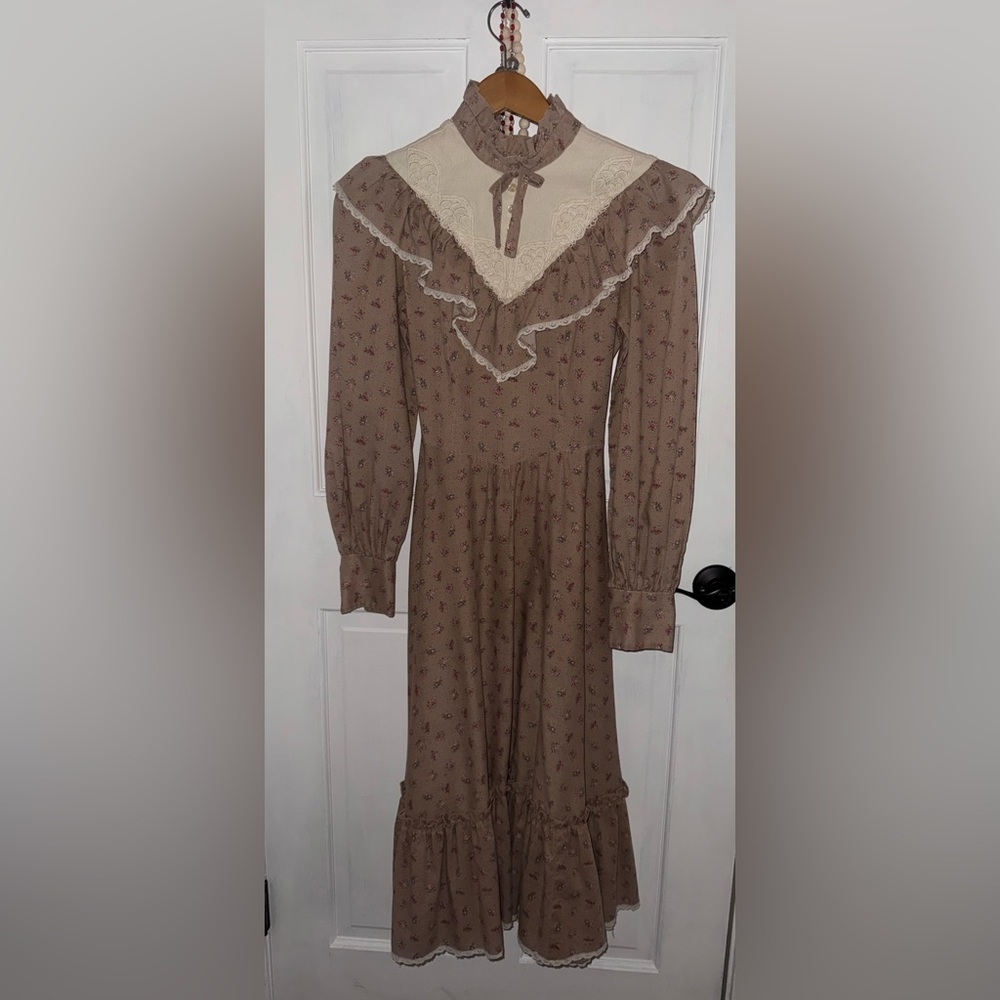 Gunne Sax size 6 Maxi Dress